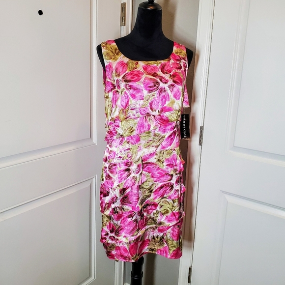 NWT Connected Apparel Pink and Green Floral Tiered Women's Dress Size 10 - Picture 1 of 17